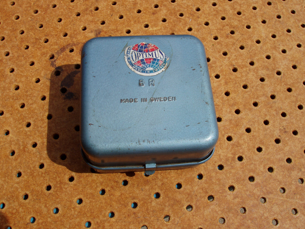 VINTAGE OPTIMUS 8R SINGLE BURNER BACKPACKING CAMP STOVE MADE in SWEDEN DECENT