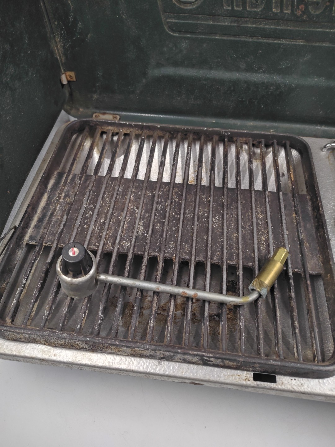 Coleman Model 9921 Propane Camping Grill / Stove combo – TESTED & WORKING