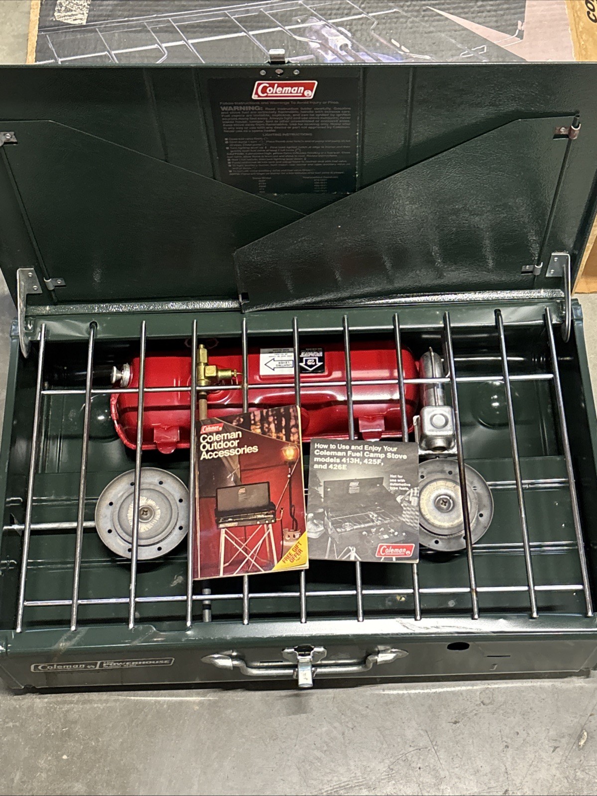 NOS Coleman Model 413H 413H499 2 Burner Camp Stove NEW OLD STOCK IN BOX!!!