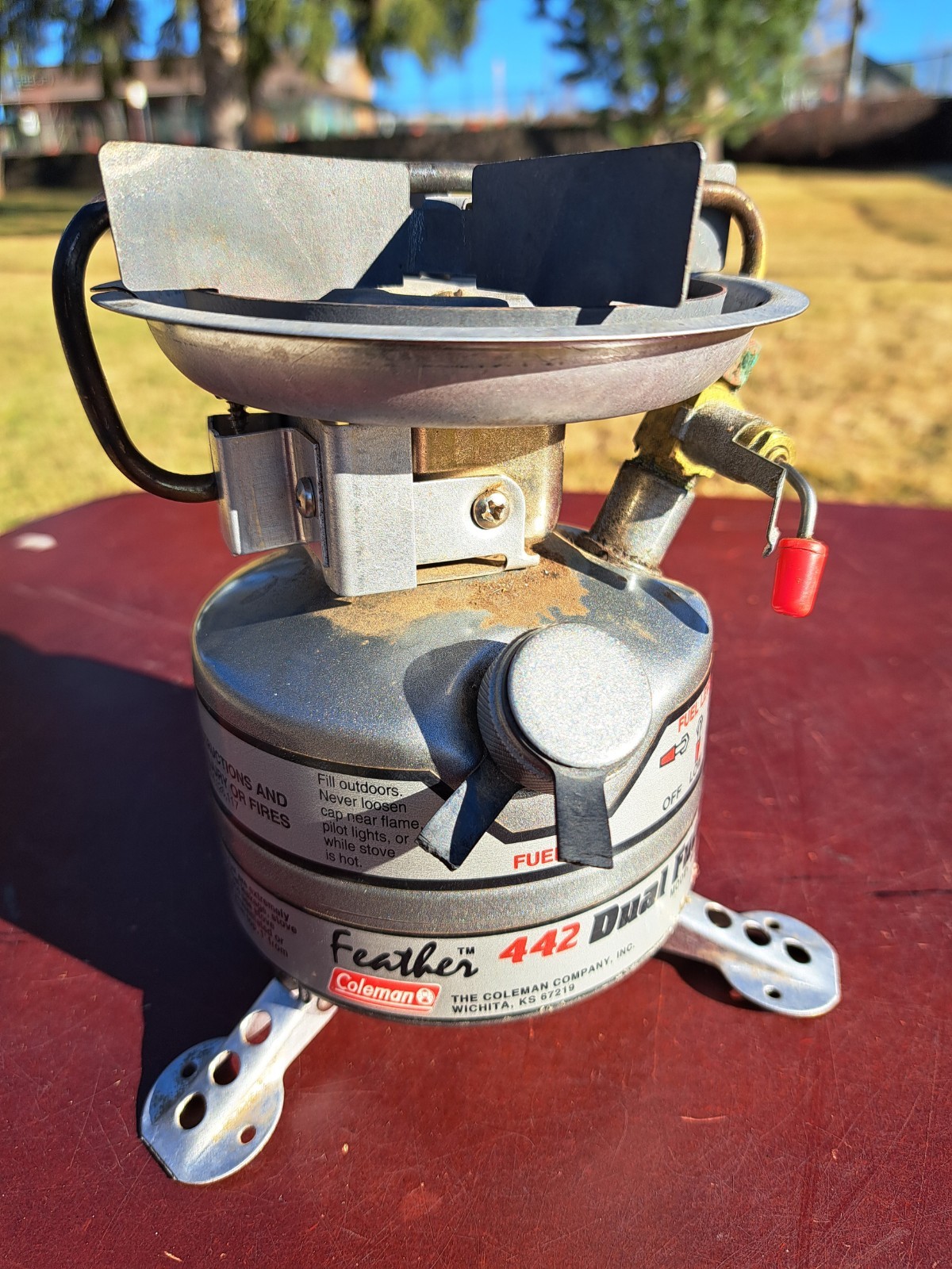 Vintage Coleman Peak 1 Feather 442 Dual Fuel Hiking Camping Stove USA