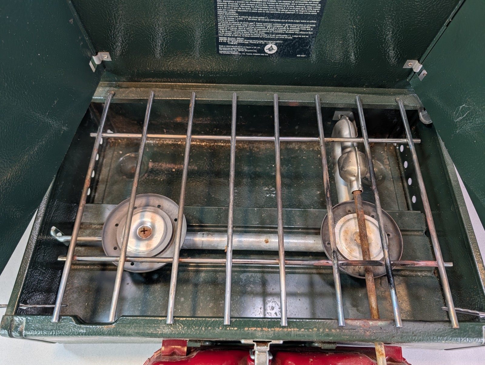 Coleman 425 Dual Burner Camp Stove Made in USA 1995 vintage
