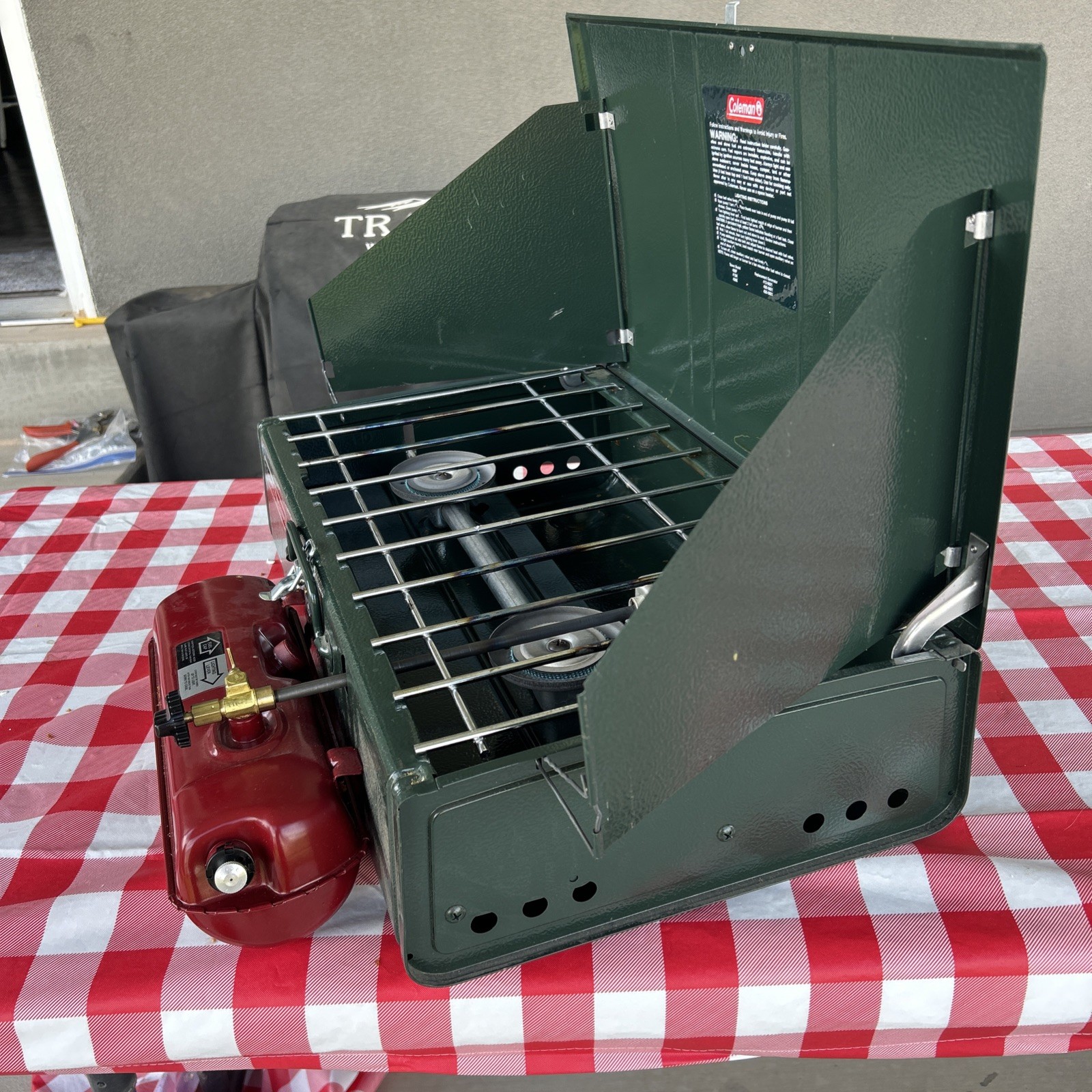 Coleman 413H Powerhouse Dual 2-Burner Gas Camp Stove Date 10/94