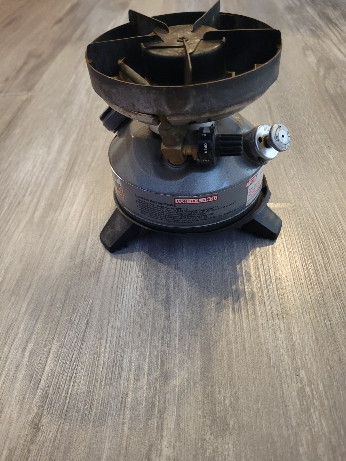 Coleman Peak 1 Multi-Fuel Backpack Stove Model 550B 07/1995 with Extra Generator