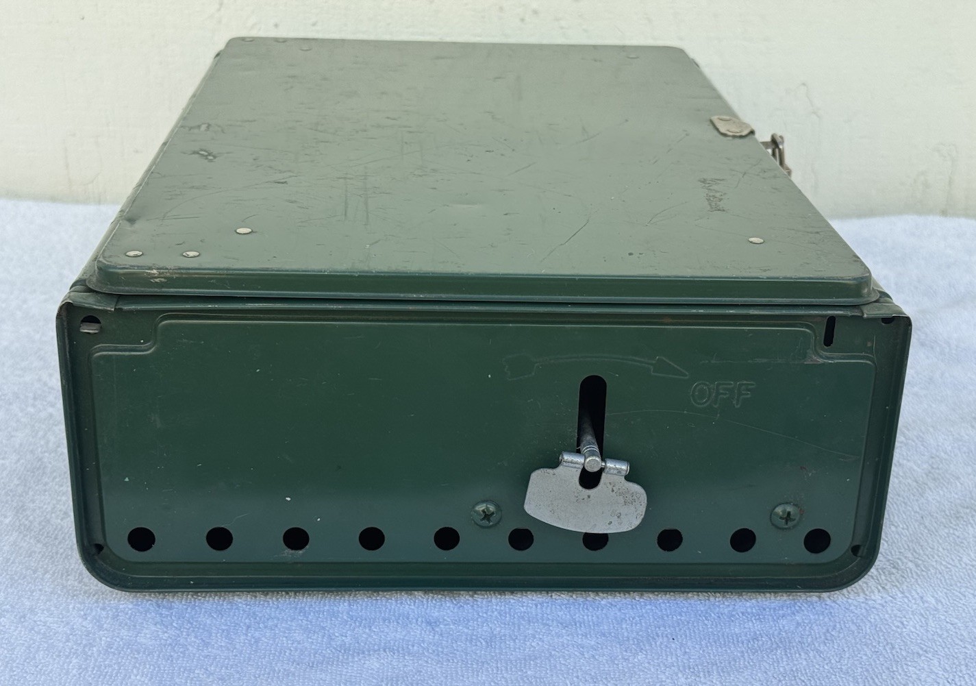 Coleman 425f Two Burner Stove With Box – Set Up For Dual Fuel