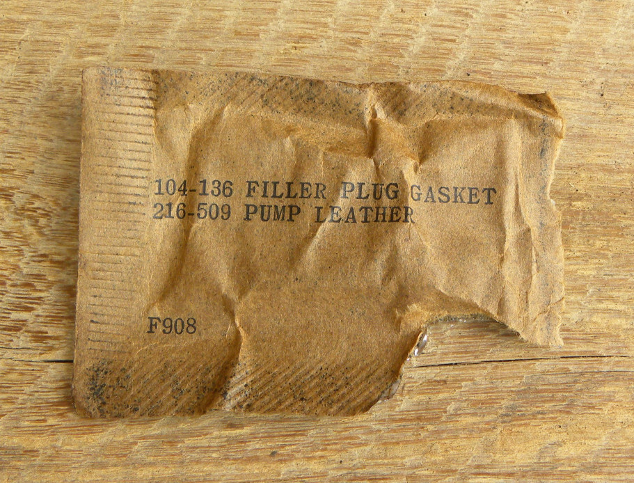 Coleman 523 Military Stove Filler Plug Gasket / Pump Leather ( READ )
