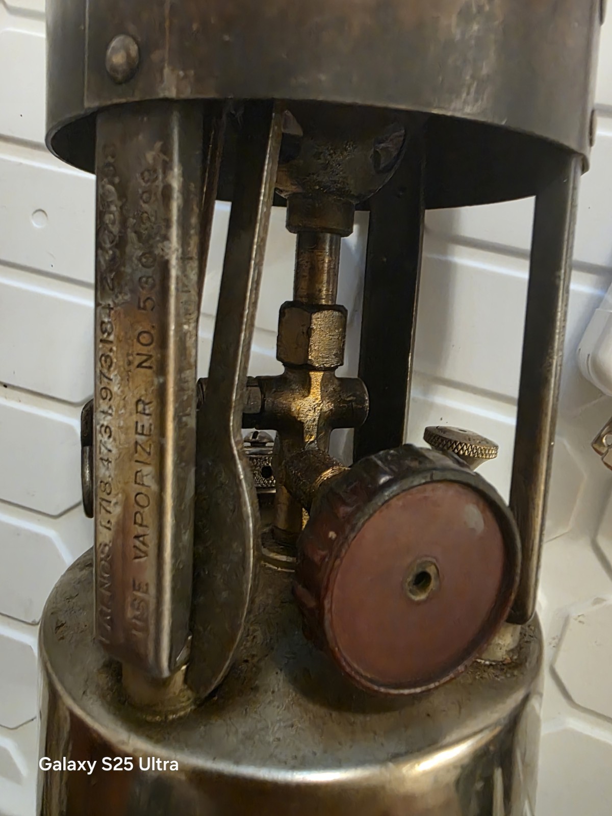 Vintage 1947 Coleman 530 GI Pocket Stove A47 Brass Camp Cooker w Aluminum Case