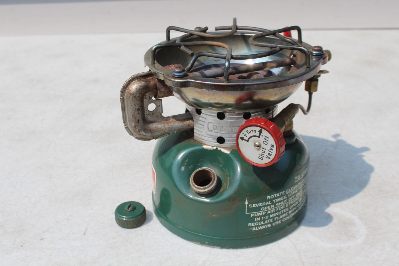 COLEMAN 502 CAMP STOVE 3/65 BACKPACKING Sunshine of the Night UNTESTED vtg