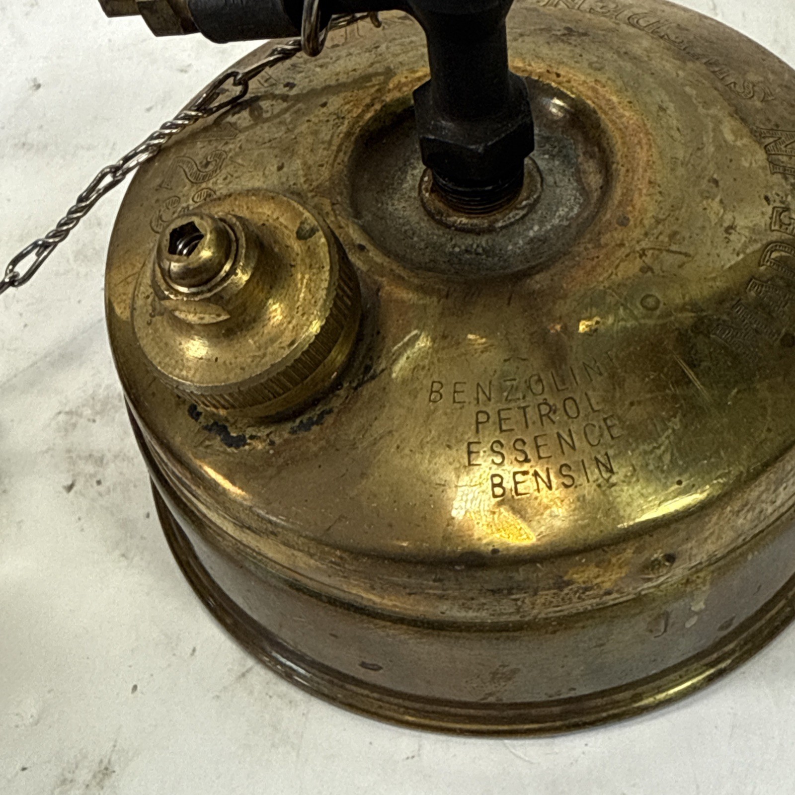 Vintage SVEA Optimus 123 Portable Brass Gas Stove W/ Key & Lid Sweden (AS-IS)