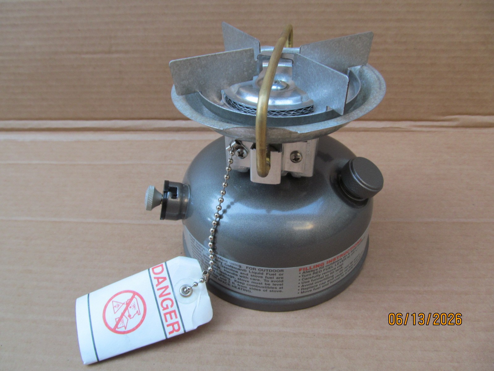 NEW COLEMAN Model 533 Dual Fuel Single Burner Camping Stove