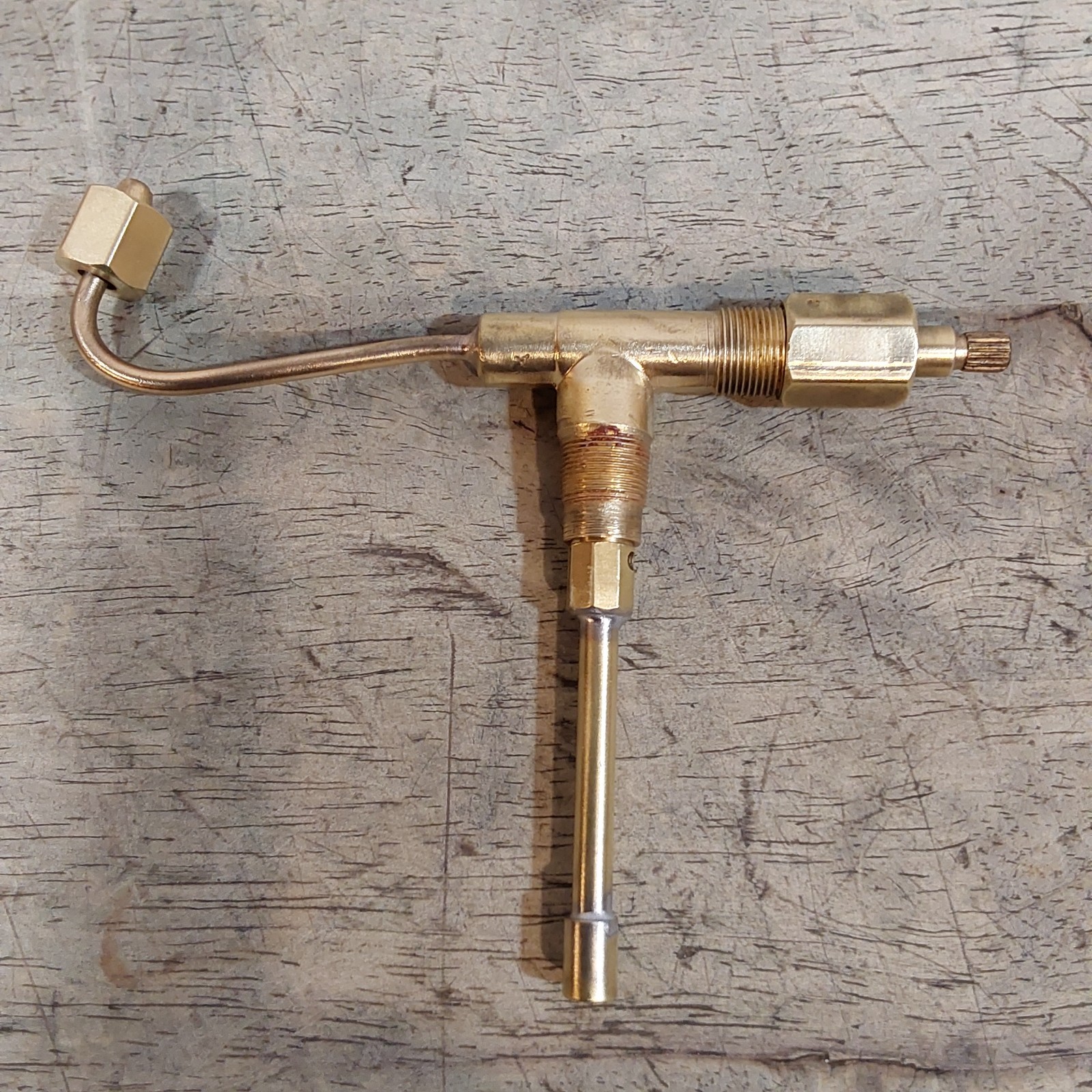 Coleman 502 Stove – Valve Assembly