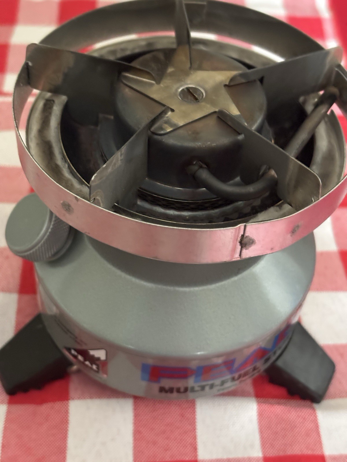 Vintage Coleman Peak 1 550B Multi Fuel Backpack Stove