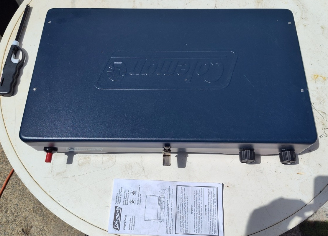 Coleman Classic 3-in-1 2 Burner 20,000 BTU Blue Propane Stove Grill Griddle