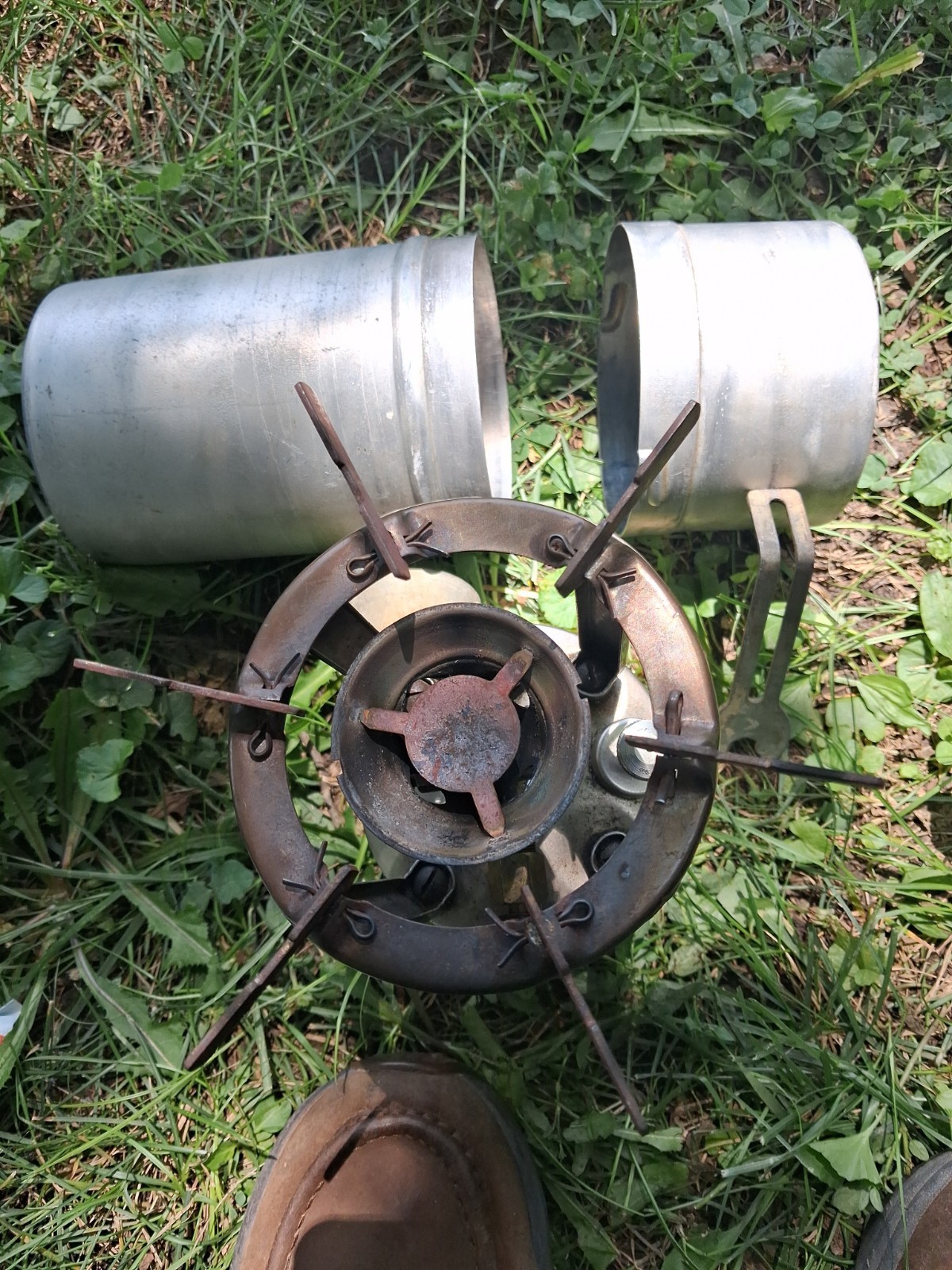 Coleman B46 Model No. 530 GI Pocket Stove with Case Funnel Vintage NO RESERVE