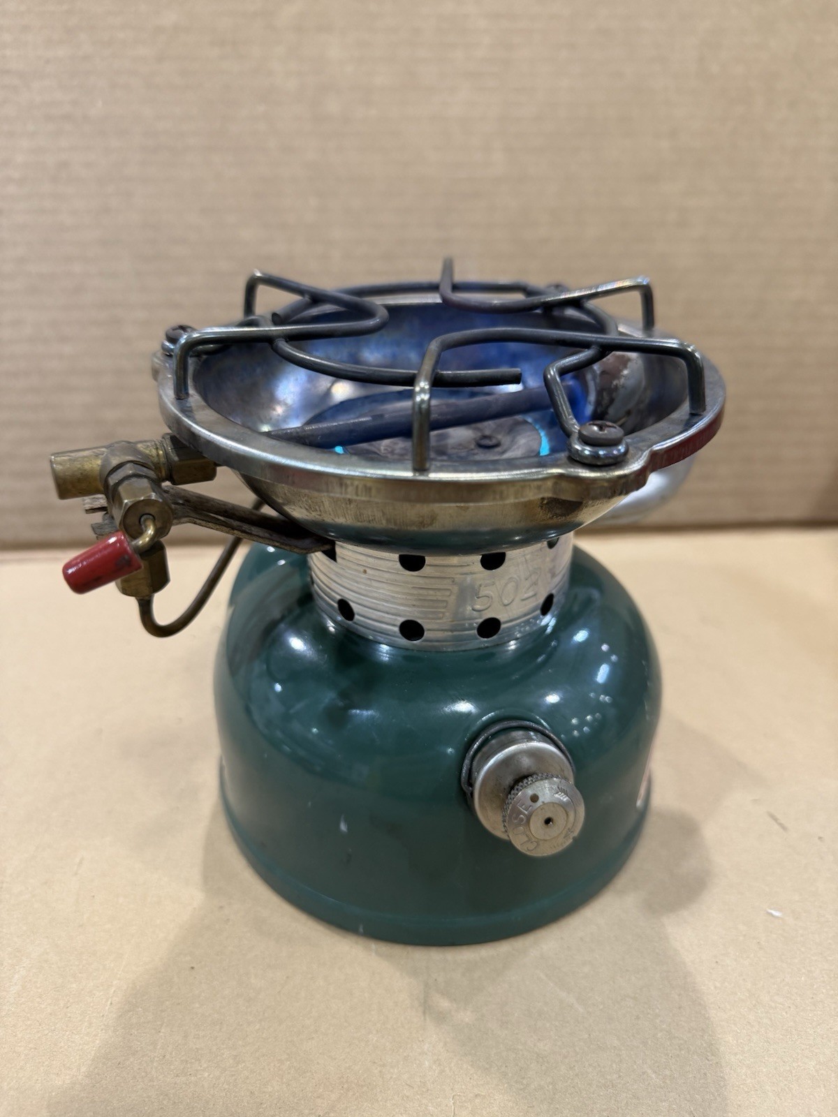 1968 Coleman ~ Single Burner #502 Backpack Stove Sunshine Of The Night-Working