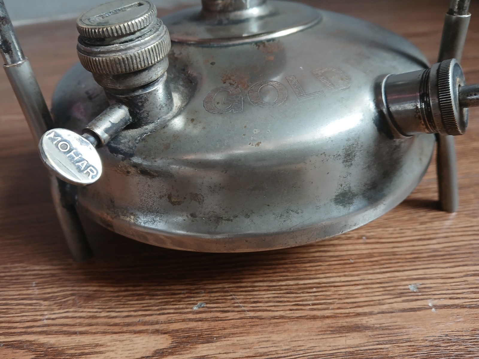 Rare vintage “ESSO” Gold mohar 1 F camping stove of 60’s made in India.