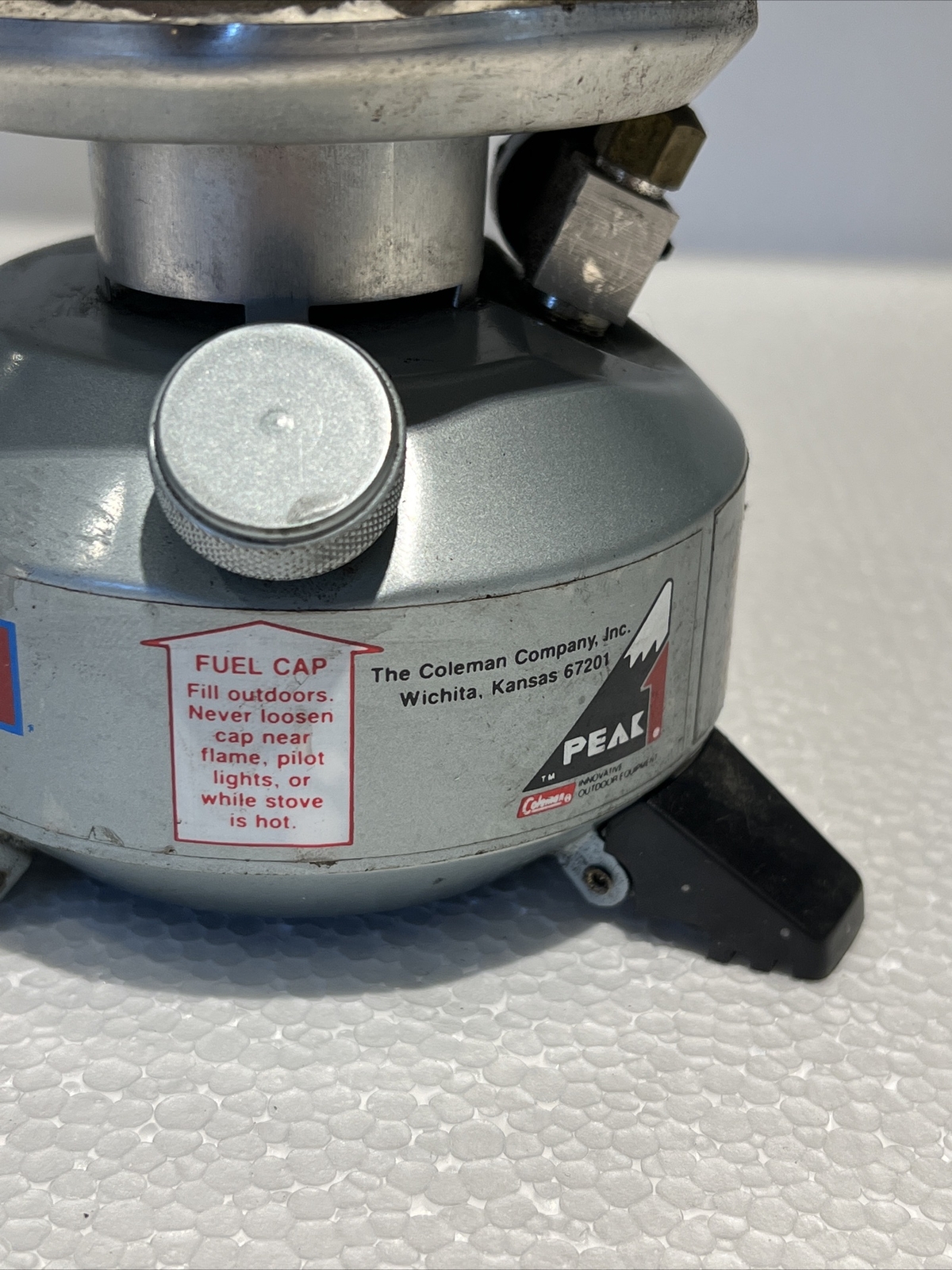 Coleman Peak 1 Multi Fuel Camp Stove Model 550B Vintage Untested