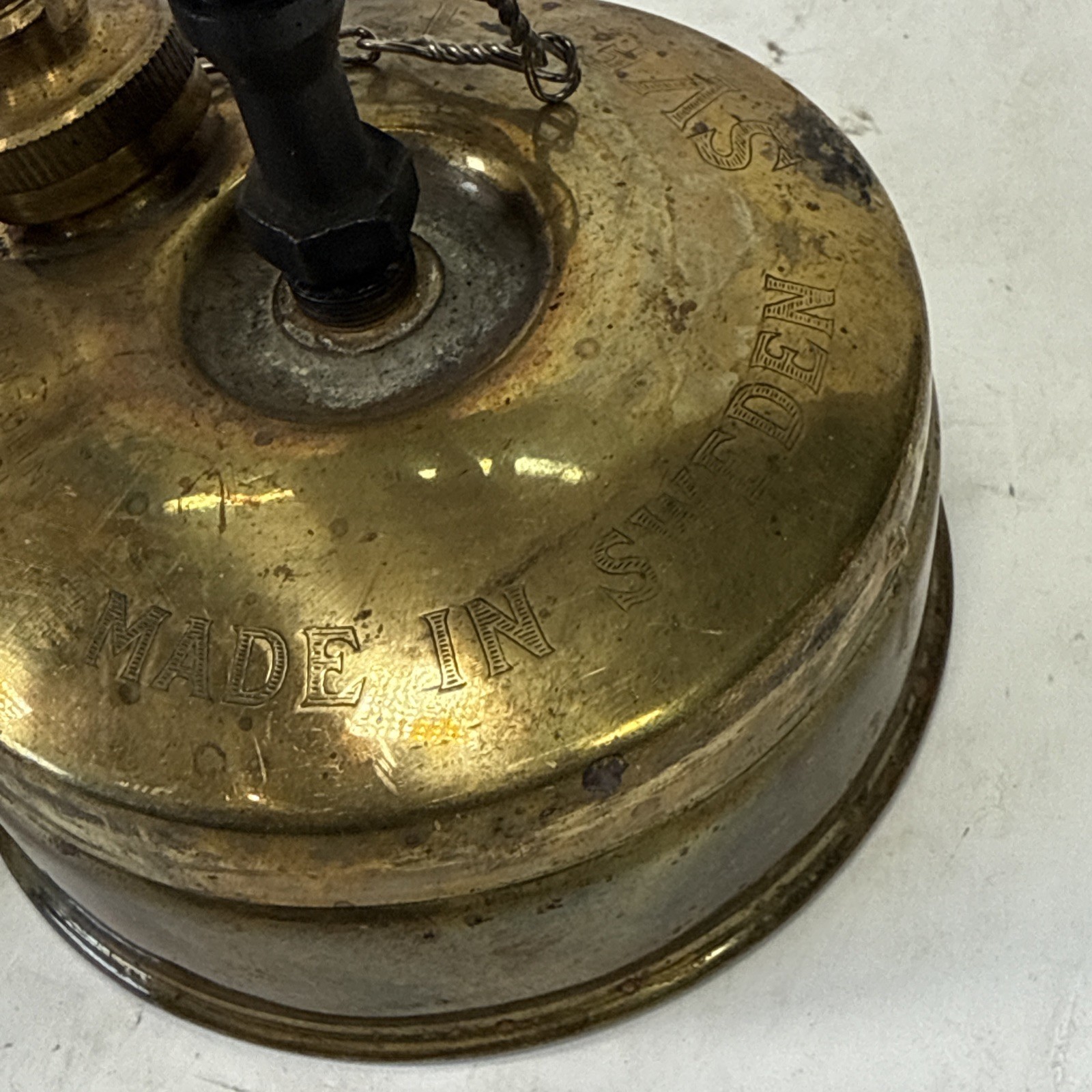 Vintage SVEA Optimus 123 Portable Brass Gas Stove W/ Key & Lid Sweden (AS-IS)