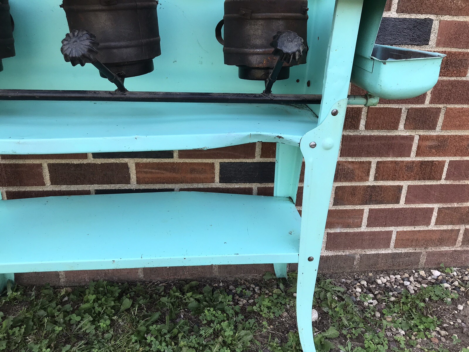 VTG 3 BURNER OUTDOOR TURQUOISE STOVE 39.5” TALL X 35 X 14 1/3” DEEP