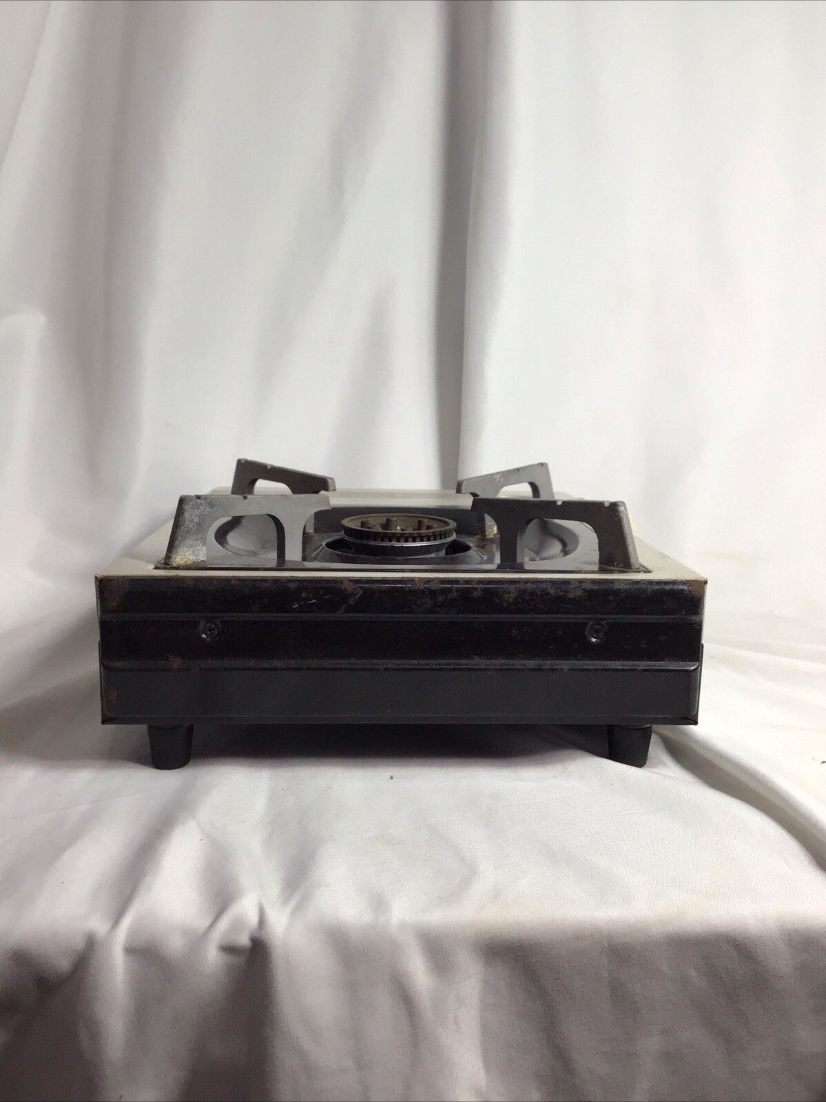 IWATANI Cassette Feu A-8 Portable indoor/outdoor Butane Gas Camping stove Japan
