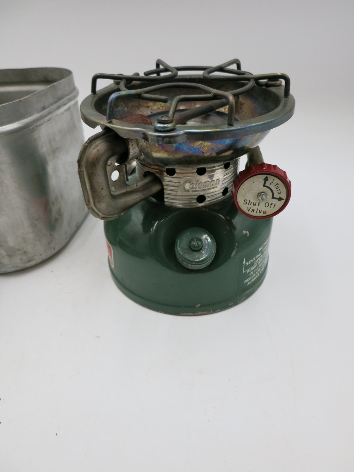 COLEMAN 502 SPORTSTER SINGLE BURNER CAMP STOVE 8 – 70 IN CASE HIKING TESTED