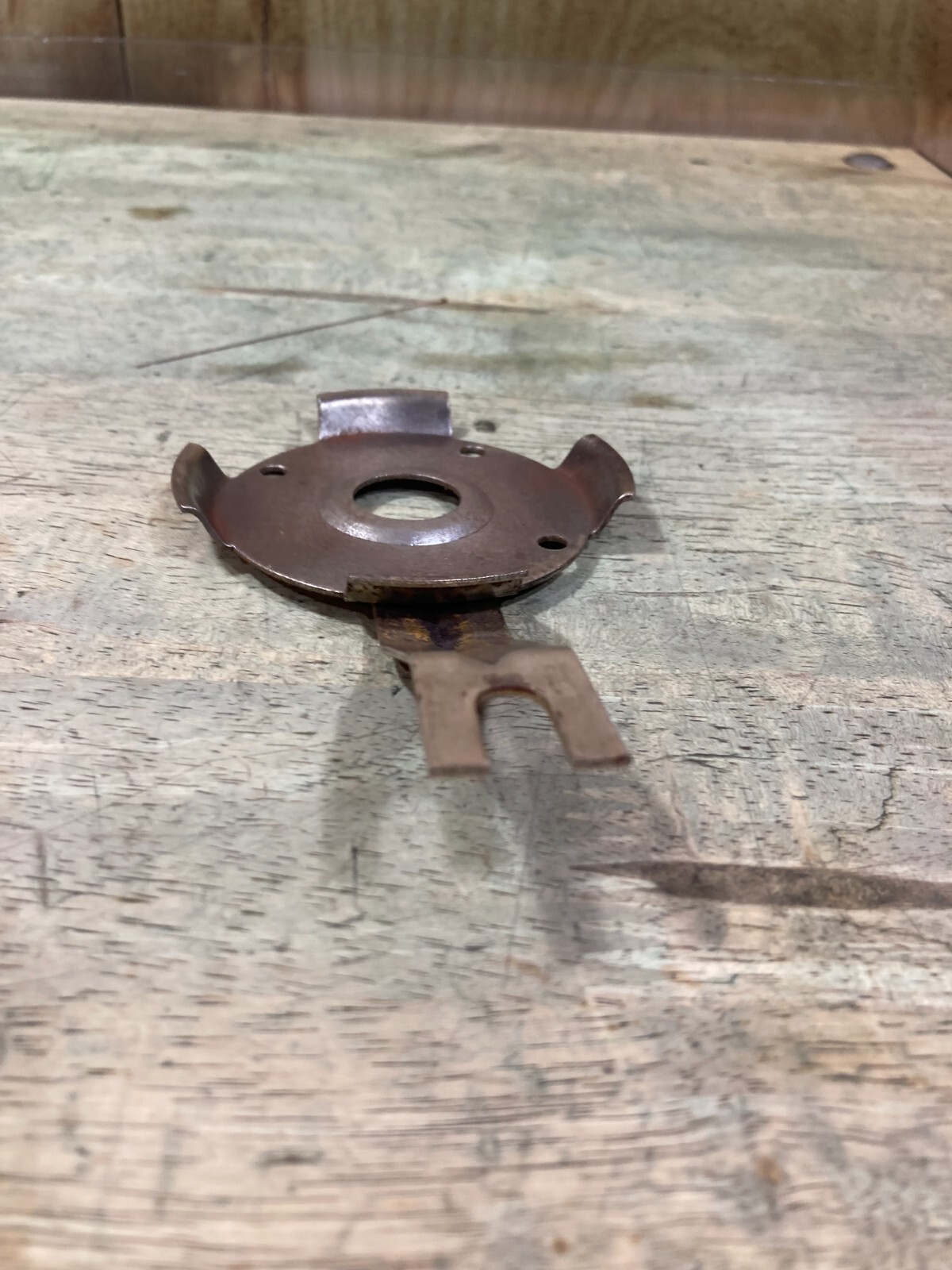 Coleman 502 – Base Plate rust and Discoloration