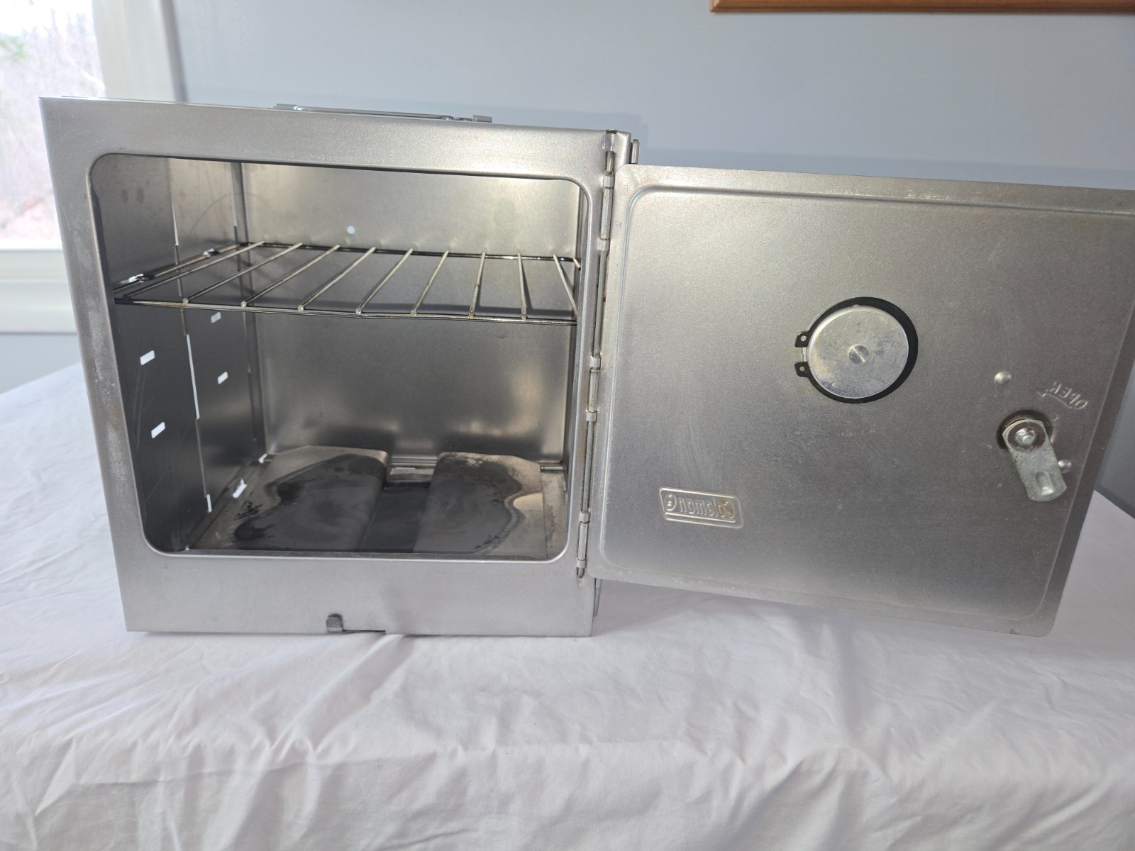 VTG COLEMAN SILVER FOLDING CAMP STOVE TOP OVEN W/ORIGINAL BOX AND INSTRUCTIONS
