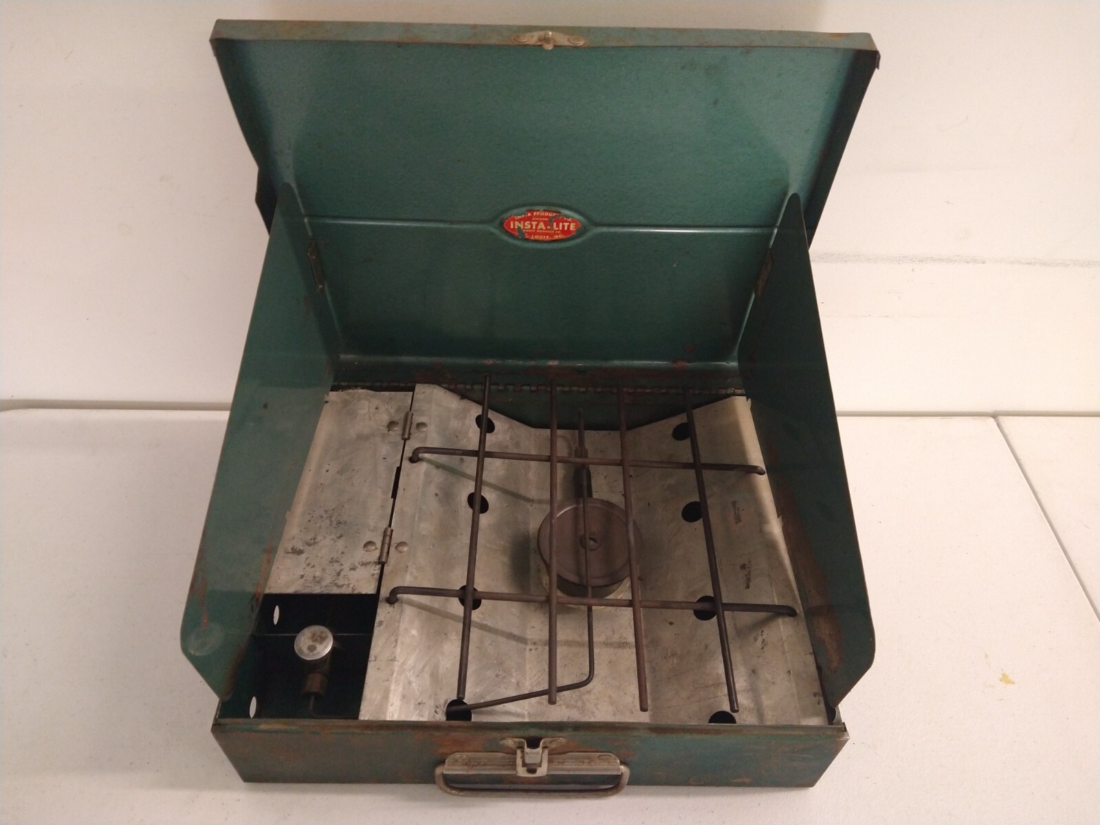 INSTA-LITE ONE BURNER PROPANE CAMP STOVE RARE VINTAGE CAMPING. Tested. Works.