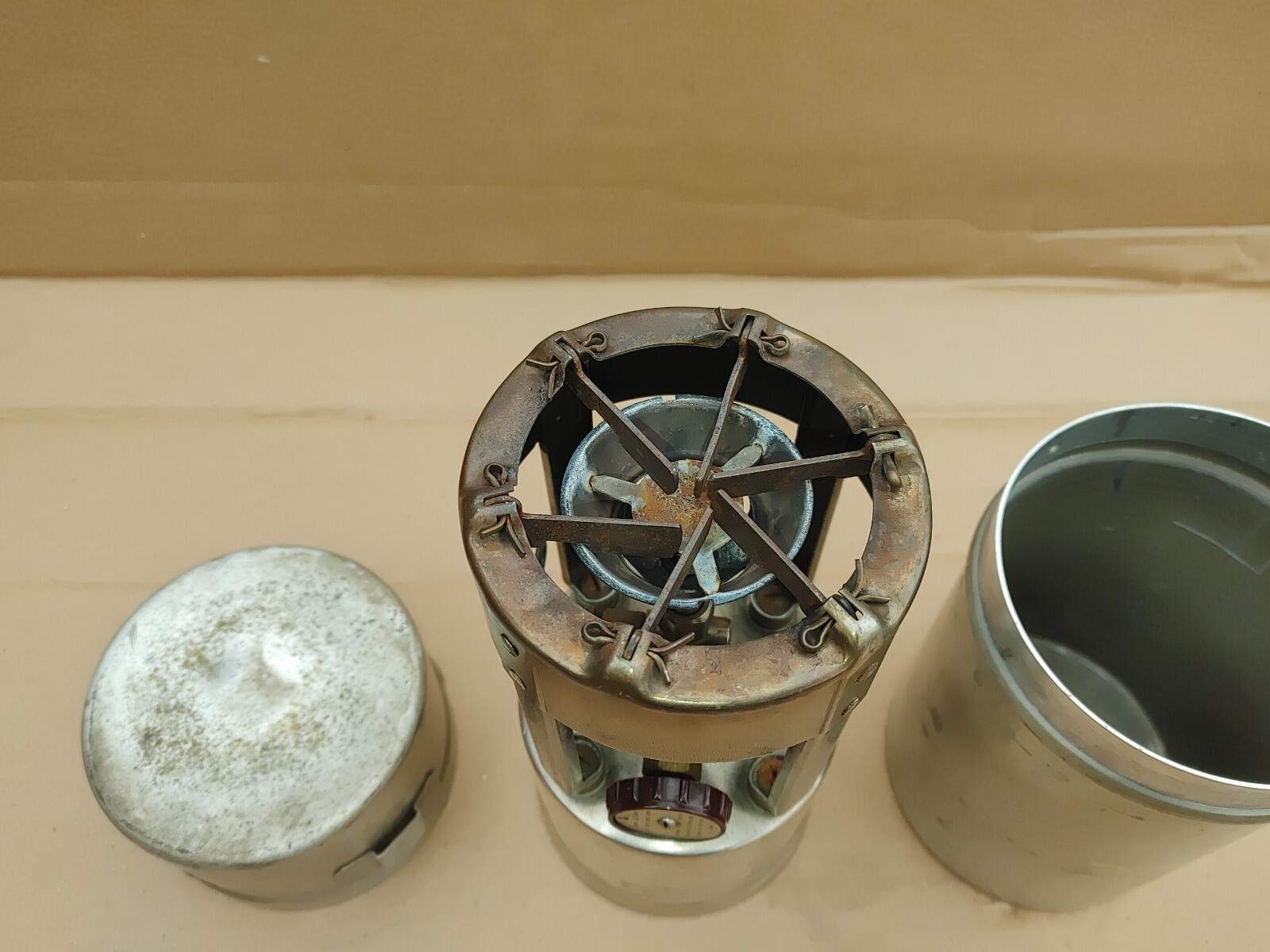 Military Coleman No530 Single Burner Gas Camp Pocket Cooking Stove B 47 Nice Con
