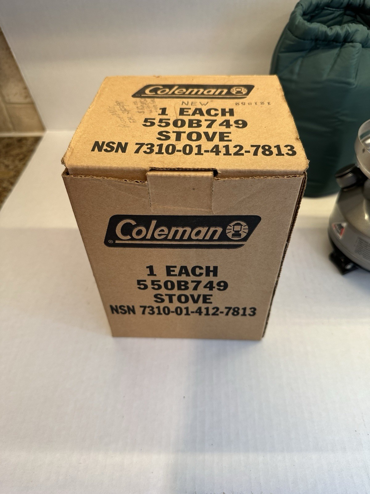 Coleman Peak 1 550B Multi Fuel Backpack Stove