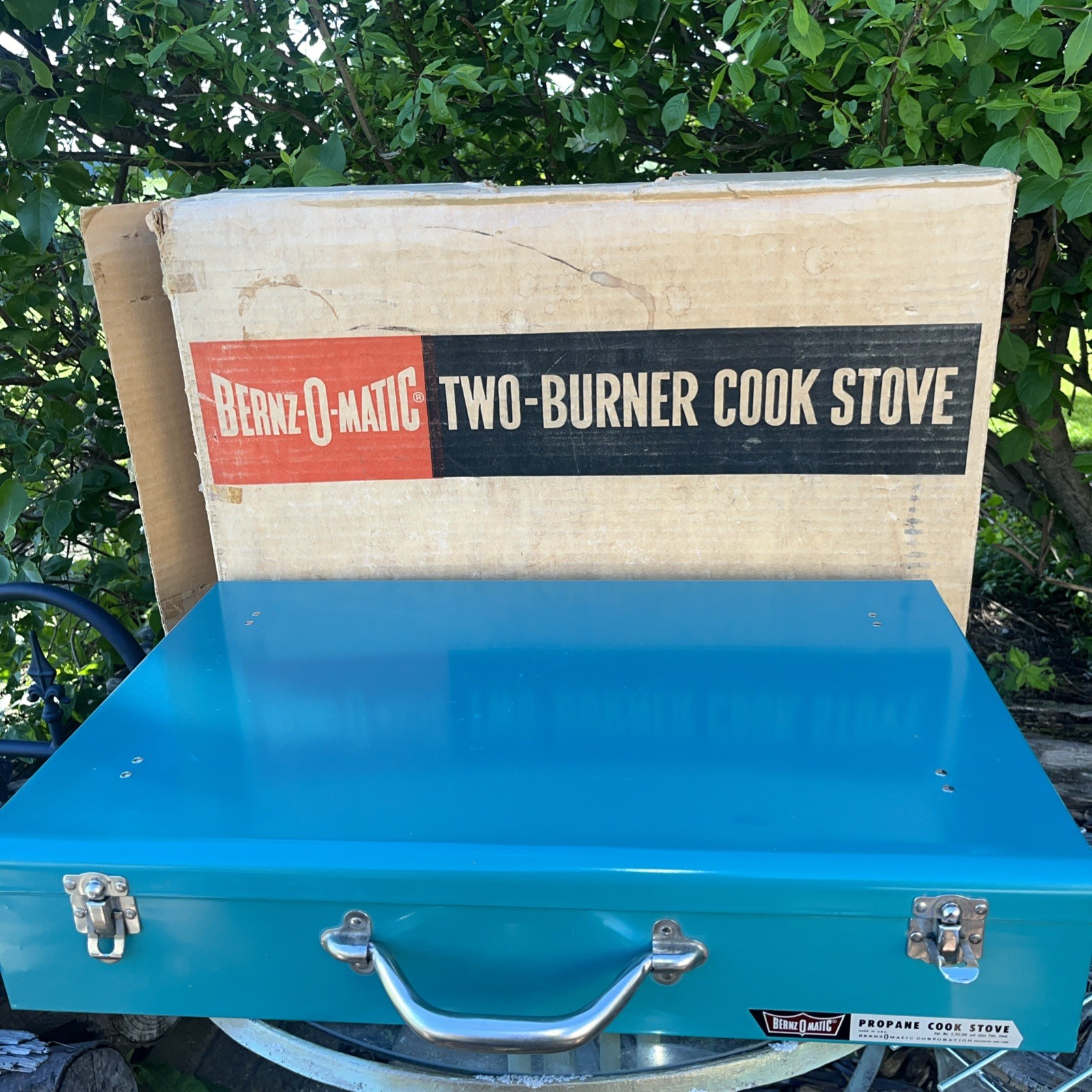 Vintage BernzOMatic Two Burner Propane Camp Camping Stove TX850 RARE In Box