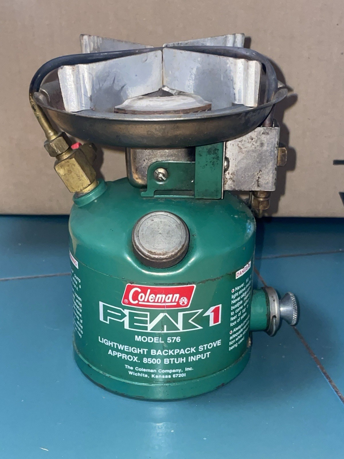 Coleman Peak 1 Backpacking Stove #576 Dated 1/76 -FIRST PROD. MONTH Made Canada