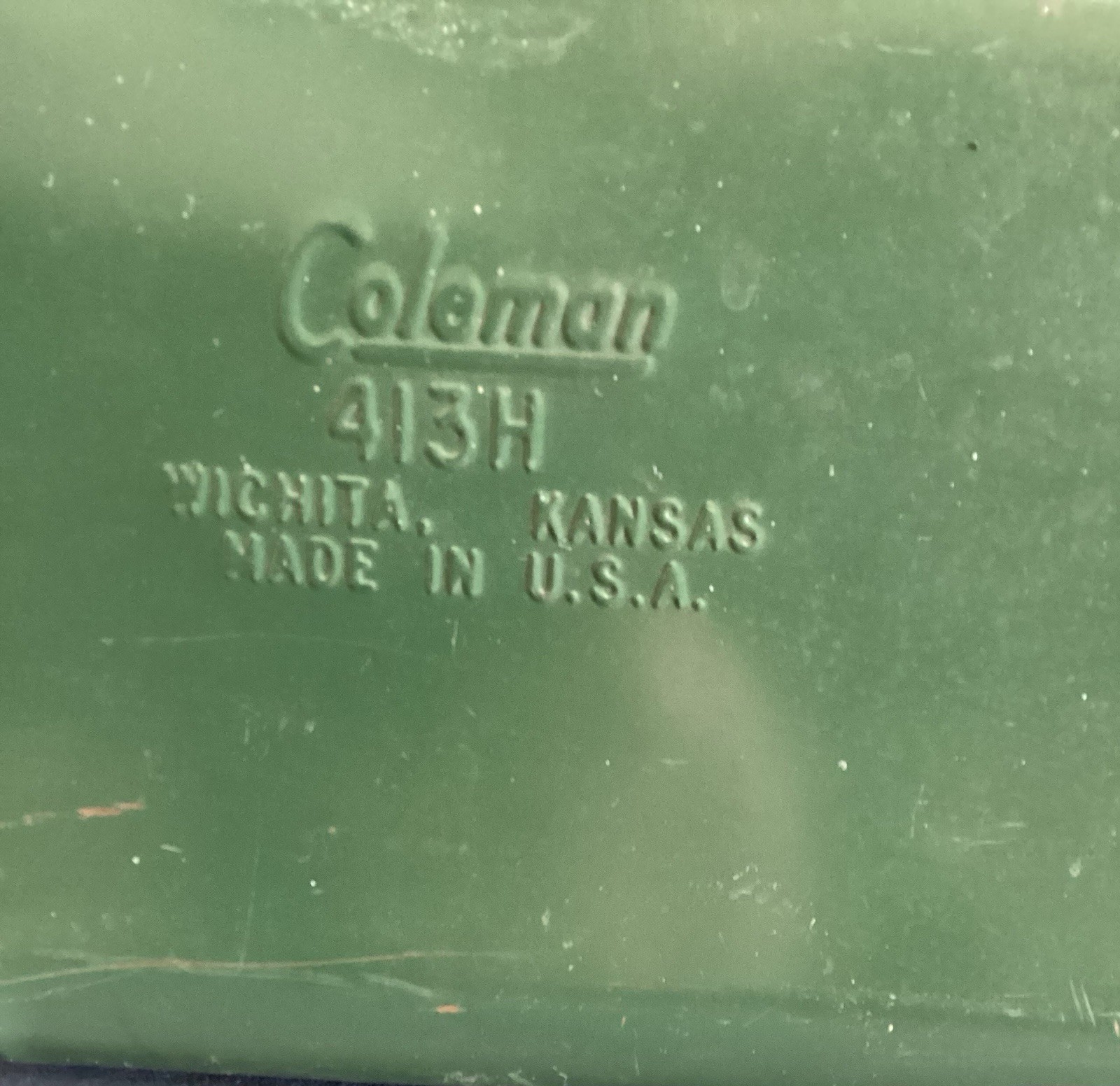Coleman 413H 22”x13”x6” 2-Burner Gas Camp Stove – Working Order