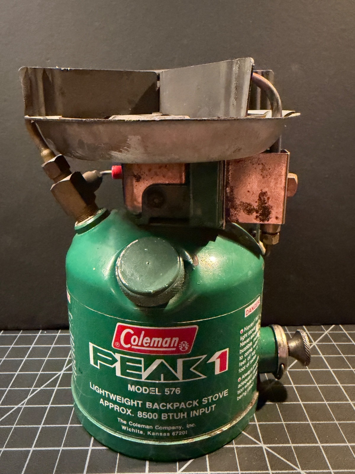 Vintage Coleman PEAK 1 Model 576 700 Lightweight Backpack Stove with Box Canada