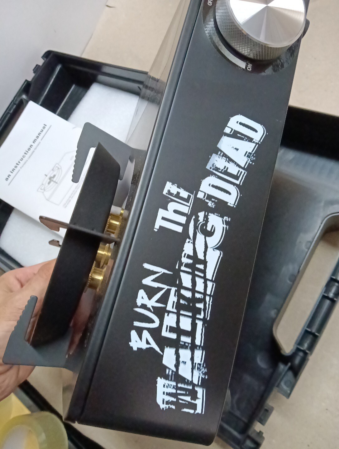 The Walking Dead Portable Cassette Furnace “Burn The Walking Dead”with Case