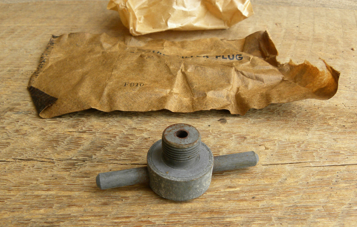 Coleman 523 Military Stove Filler Plug, 523-140 ( READ )