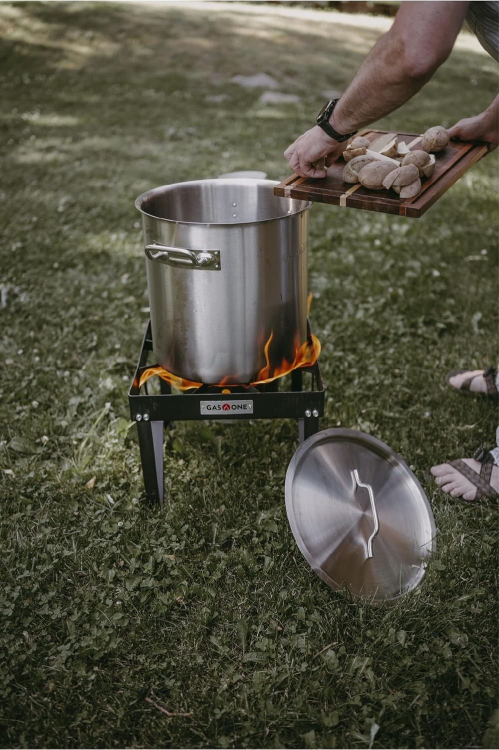 Portable High Pressure Camp Stove for Grilling & Boiling – Metal Construction