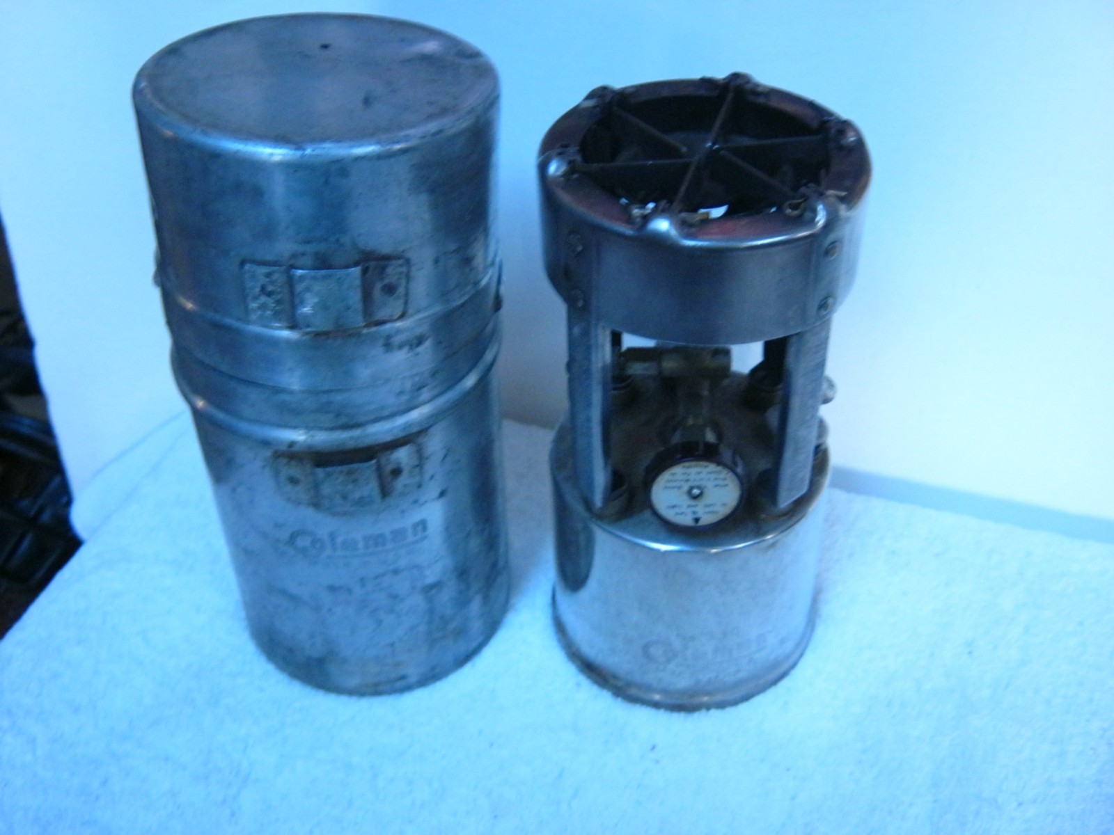 Vintage Coleman No. 530 B47 Made In USA Pocket/Camping Stove, In Case.