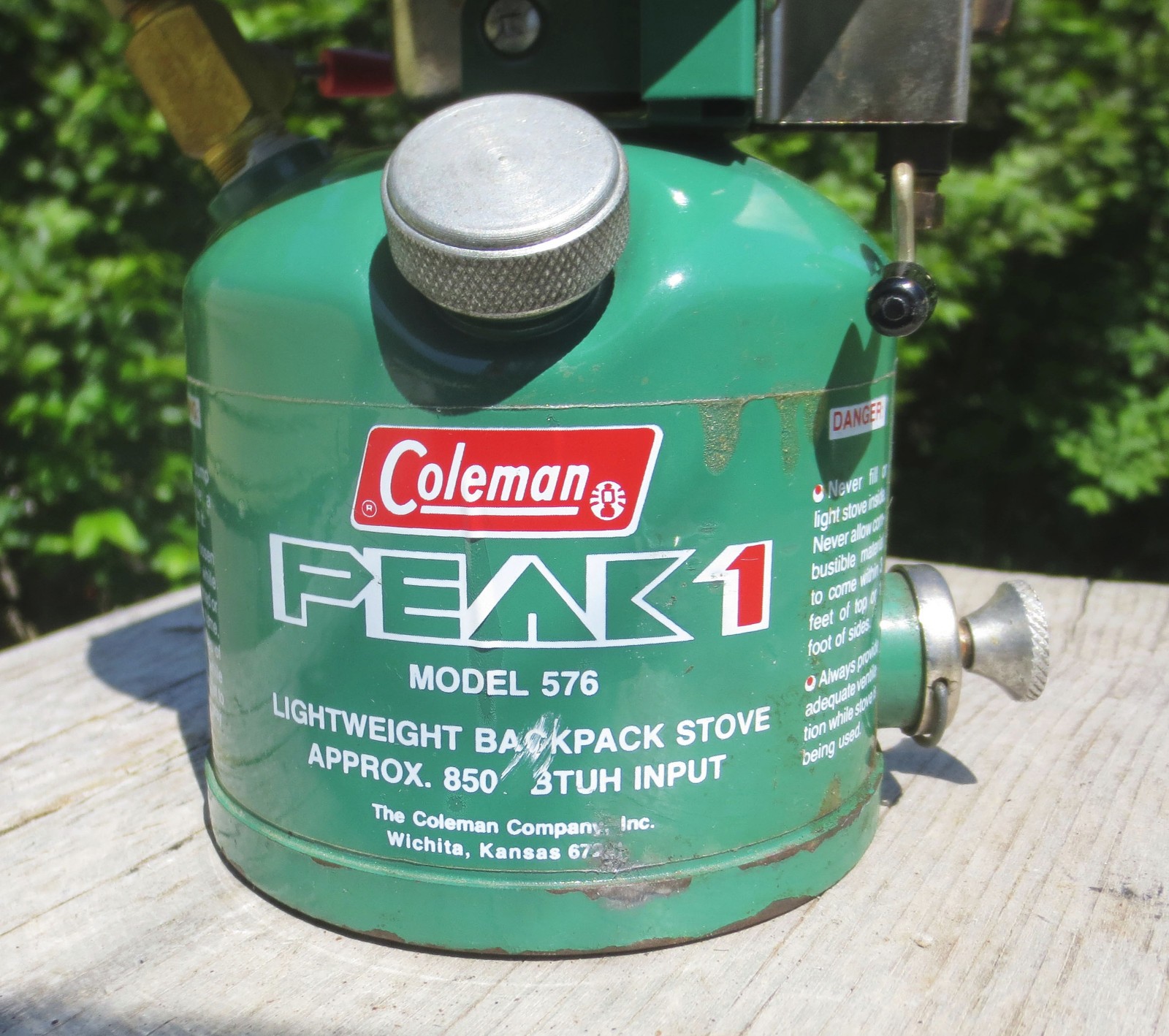 Vintage Coleman Peak 1 #576 Lightweight Backpack Stove Dated 2/77 Made in Canada