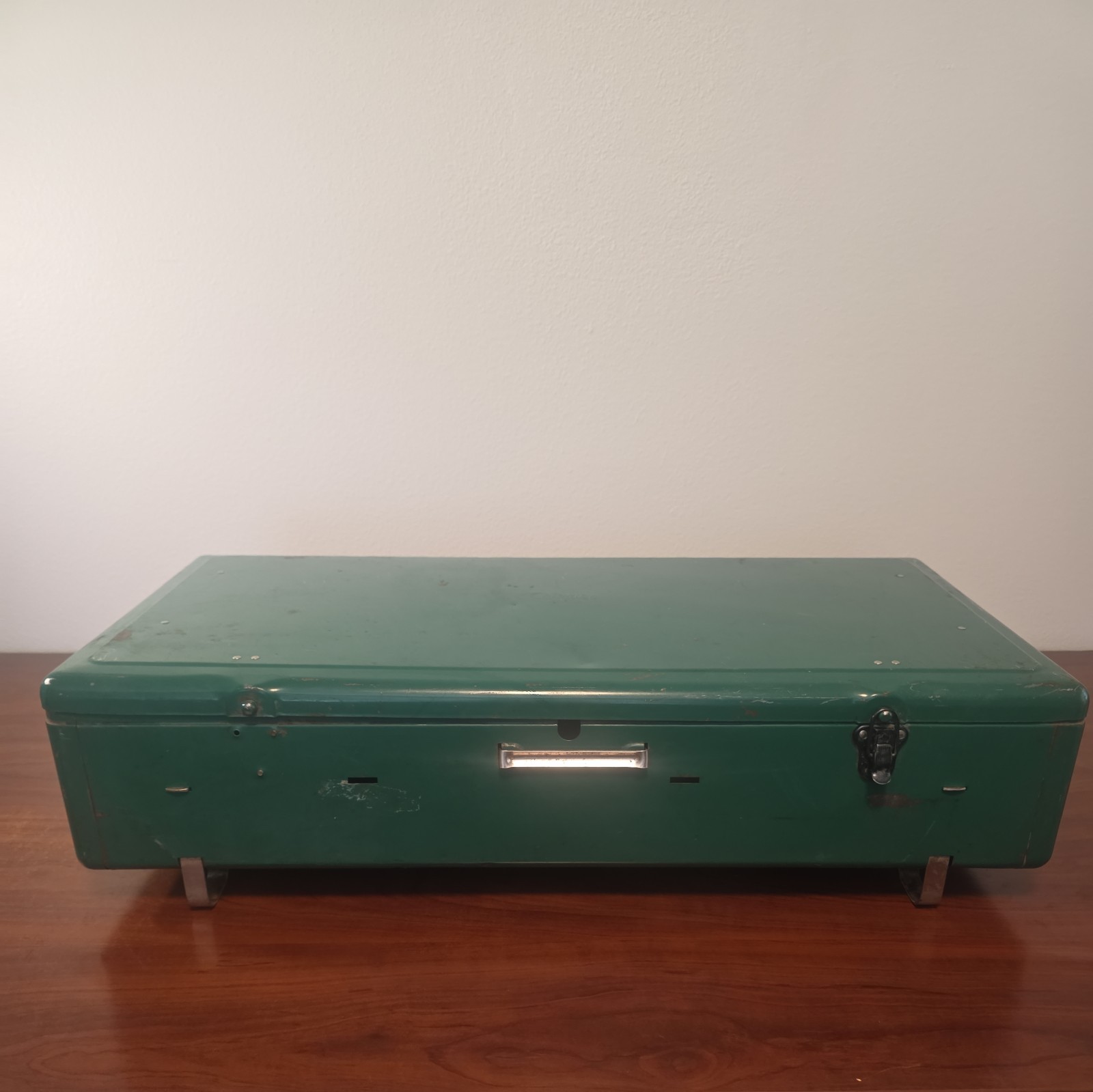 Vintage Coleman 426D 3-Burner Liquid Fuel Camp Stove Suitcase Style Green 70s