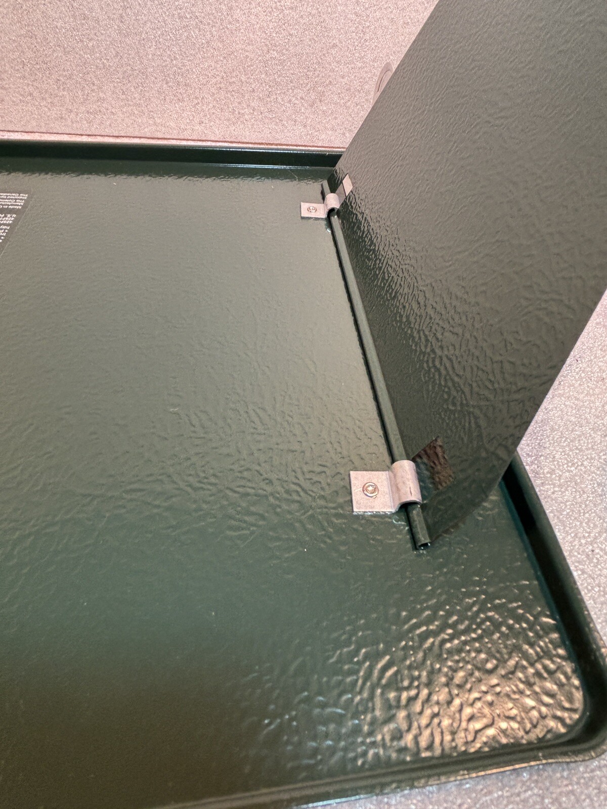 Coleman Stove NEW 425F Top & Side Wind Baffles. Very Nice!