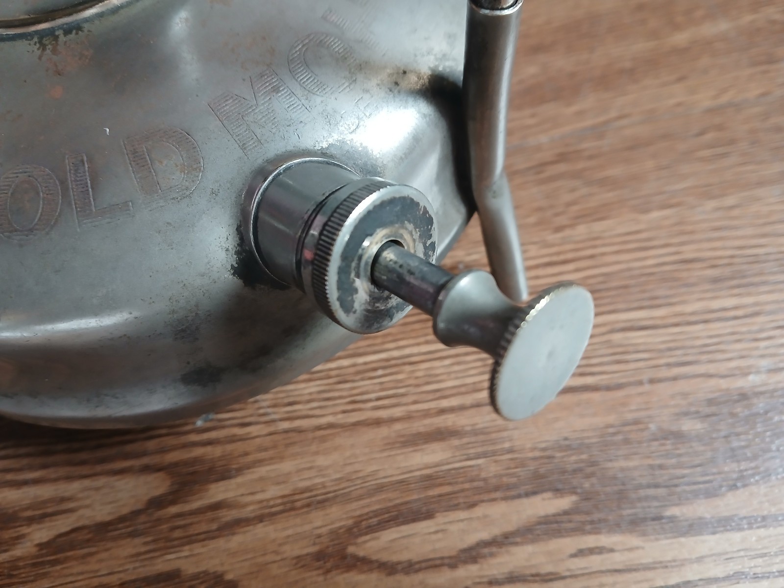 Rare vintage “ESSO” Gold mohar 1 F camping stove of 60’s made in India.