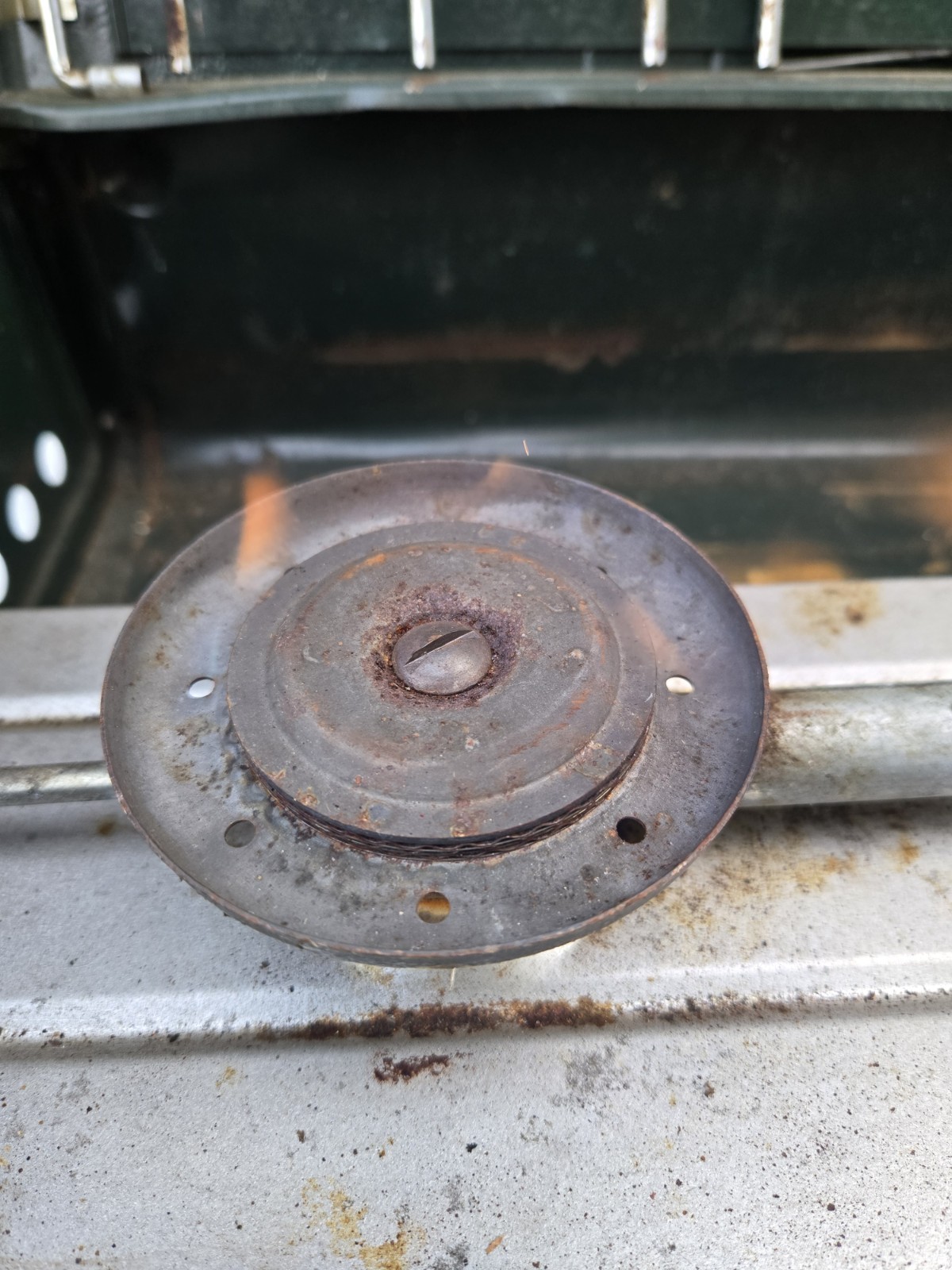 Coleman 413H 2-Burner Camp Stove – Vintage Green Camping Stove USA Made