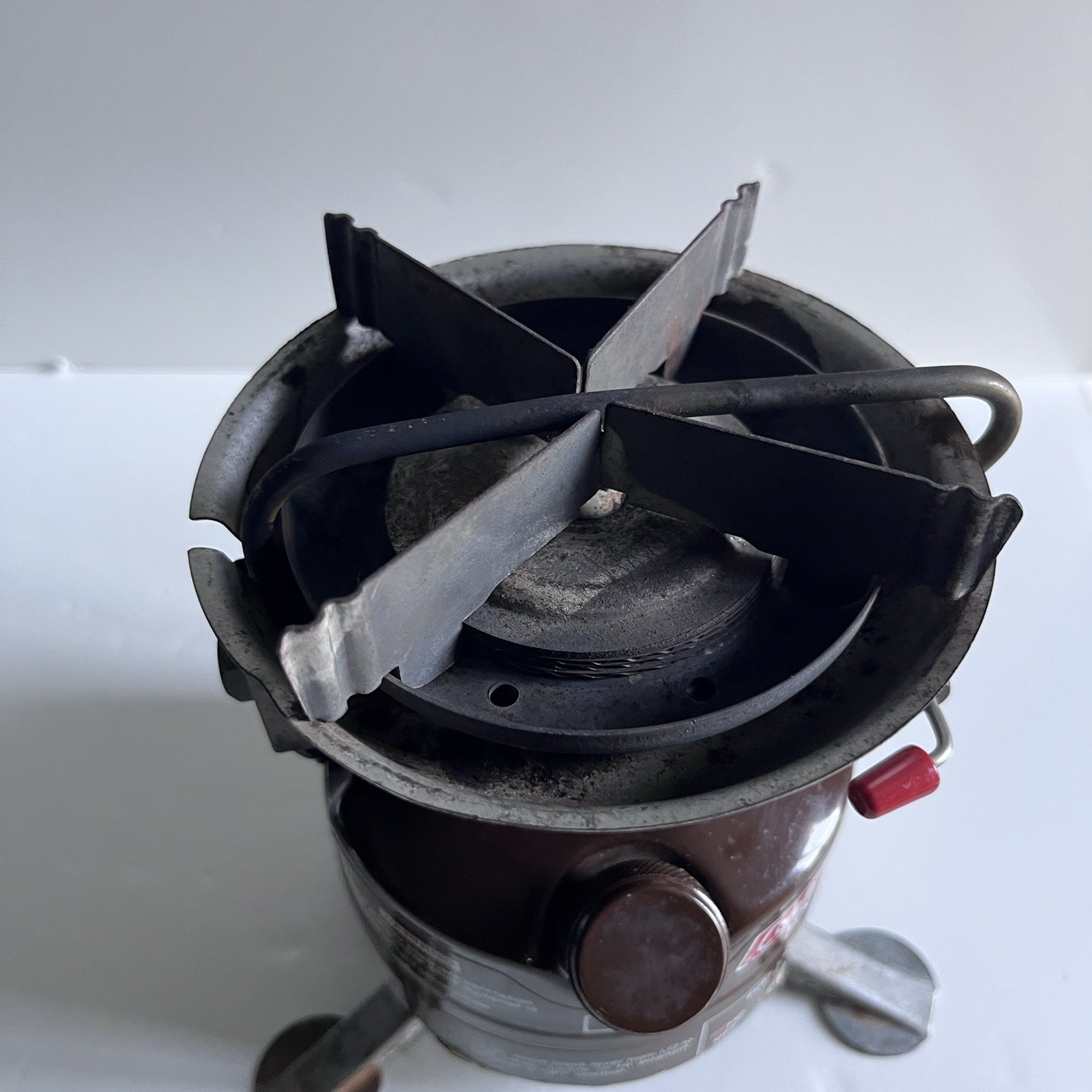 Vintage Coleman Peak 1 Model 400 Brown Backpack Camp Stove Working 8/79 Date