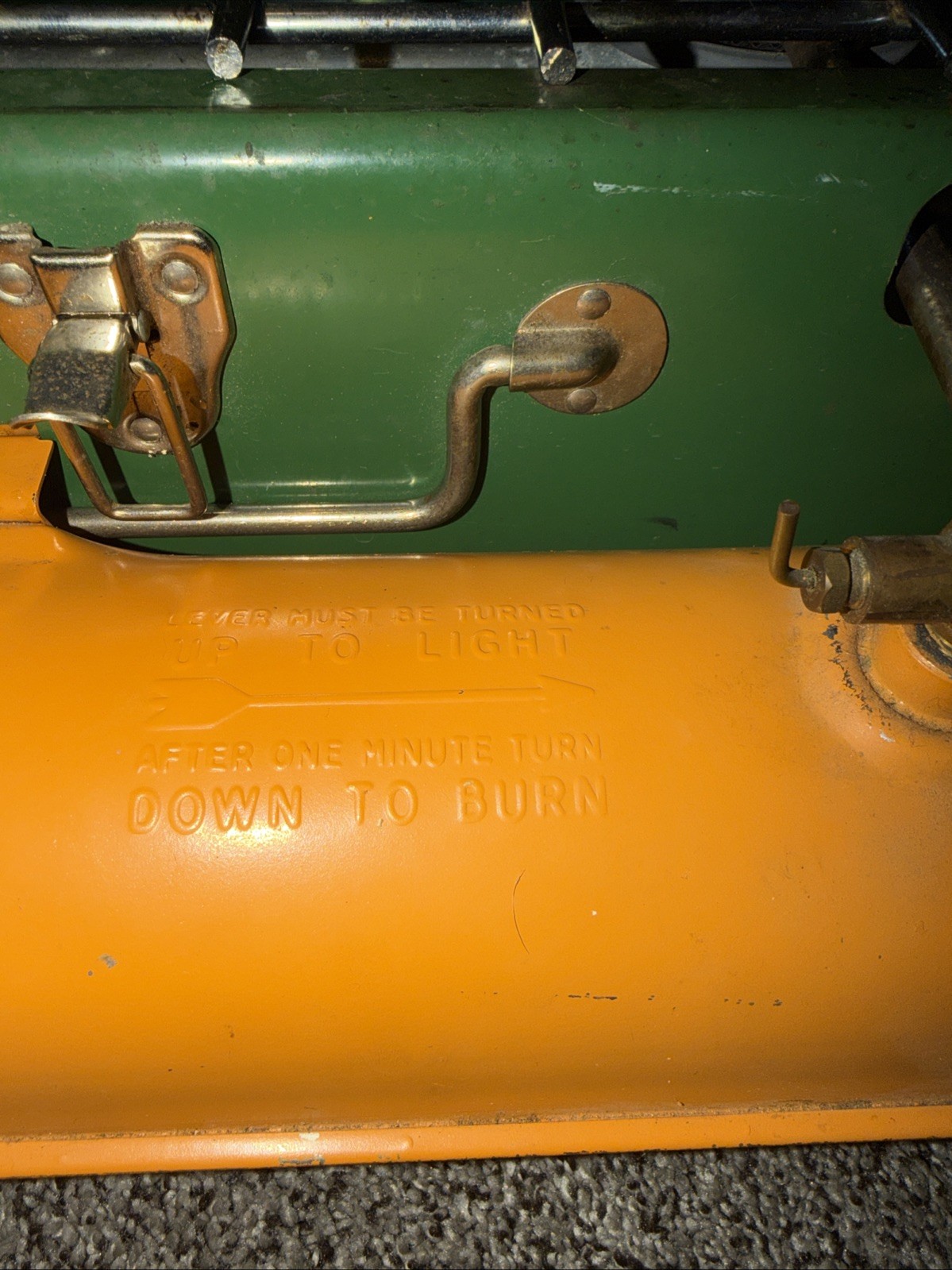 Vintage Coleman 413G Camp Stove Yellow Gas Tank Grill Burners Used