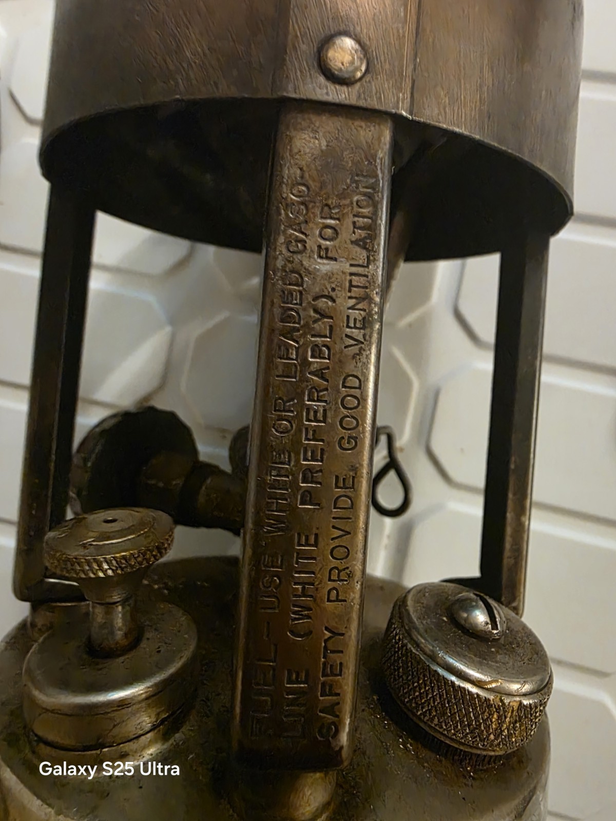 Vintage 1947 Coleman 530 GI Pocket Stove A47 Brass Camp Cooker w Aluminum Case