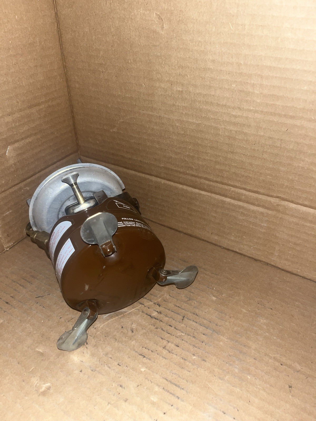 Coleman Peak 1 Feather Model 400 Camp Stove Untested