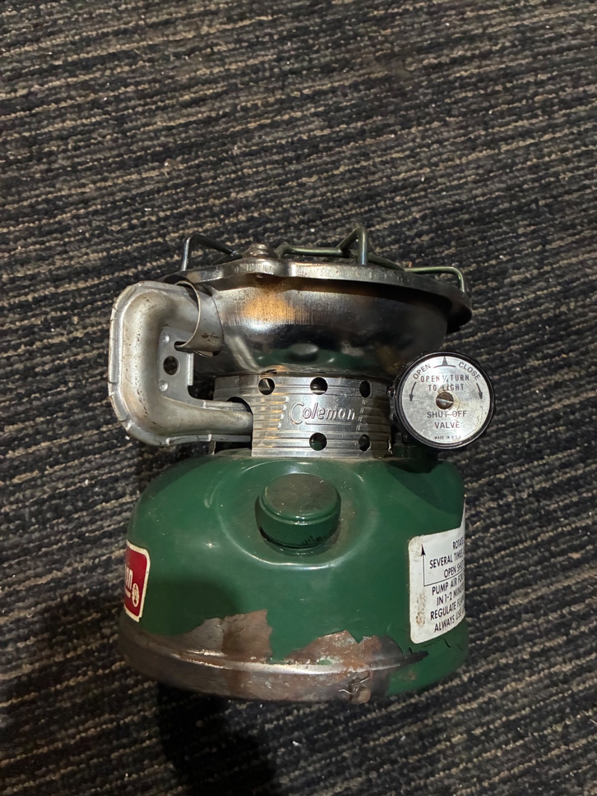 Vintage 1984 Coleman 502-700 Single Burner Camp Gas Stove Lightly Used