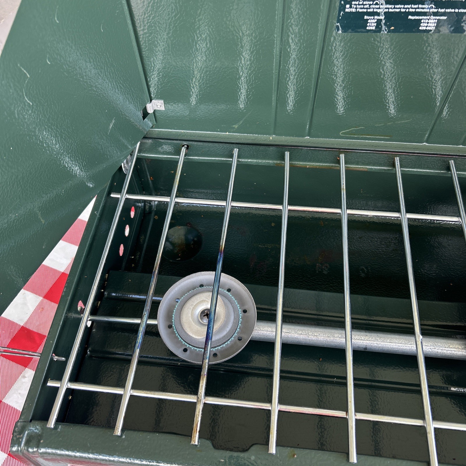 Coleman 413H Powerhouse Dual 2-Burner Gas Camp Stove Date 10/94