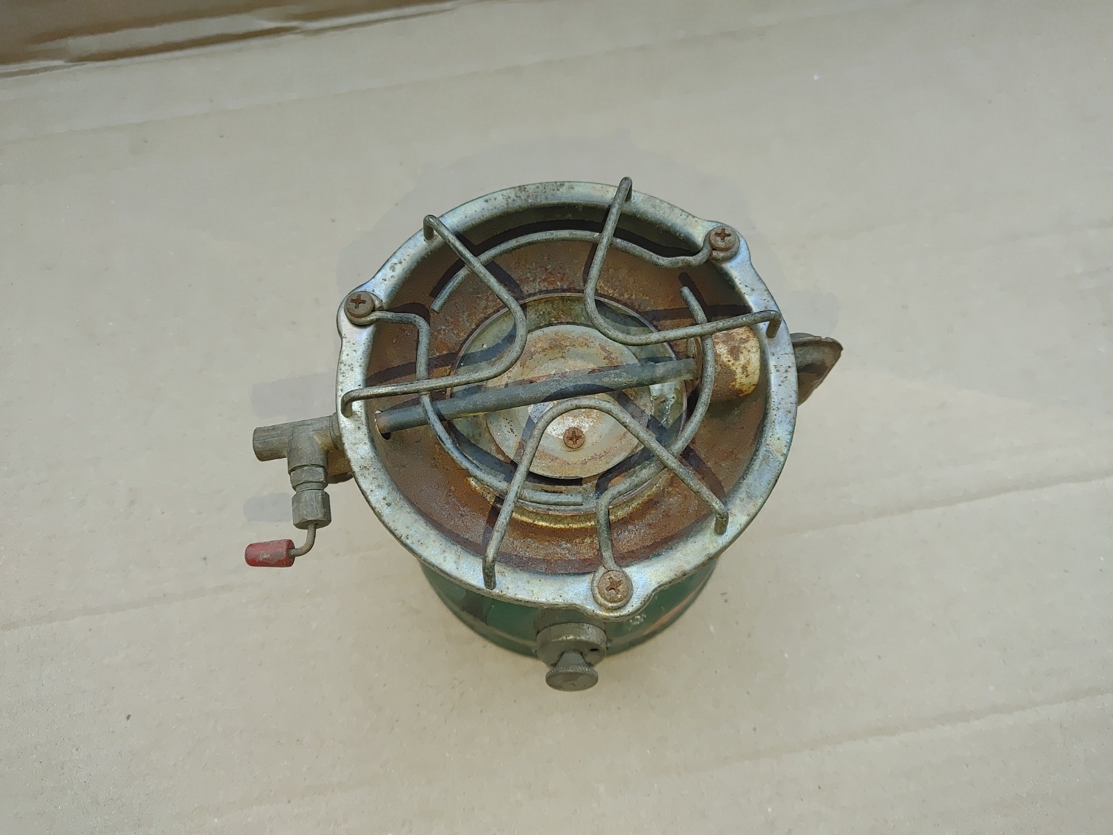 1970 COLEMAN 502 SPORTSTER SINGLE BURNER CAMPING STOVE