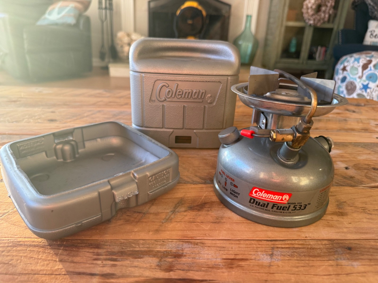 Vintage Coleman Dual Fuel Model 533 Single Burner Stove (4/95) with Case